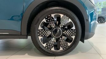 Fiat 600E 54kWh La Prima SUV 5dr Electric Auto (156 ps)