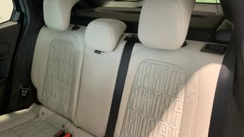 Fiat 600E 54kWh La Prima SUV 5dr Electric Auto (156 ps)