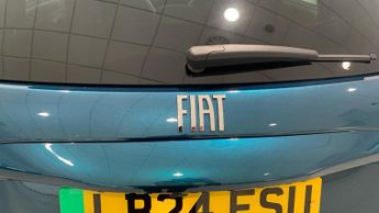 Fiat 600E 54kWh La Prima SUV 5dr Electric Auto (156 ps)