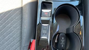 Peugeot 208 50kWh E-Style Auto 5dr (7.4kW Charger)