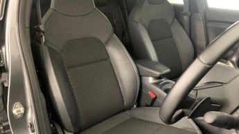 Nissan Juke 1.0 DIG-T N-Connecta SUV 5dr Petrol DCT Auto Euro 6 (s/s) (114 p