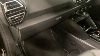 Citroen C4 50kWh e-series Hatchback 5dr Electric Auto (7.4kW Charger) (136 