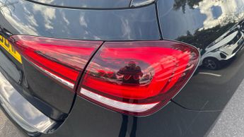 Mercedes-benz A Class 1.3 A200 AMG Line (Executive) Hatchback 5dr Petrol 7G-DCT Euro 6