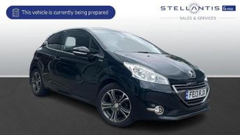 Peugeot 208 1.6 e-HDi Intuitive Hatchback 3dr Diesel Manual Euro 5 (s/s) (92