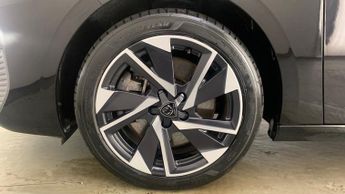 Peugeot 308 1.6 12.4kWh Allure Premium Hatchback 5dr Petrol Plug-in Hybrid e