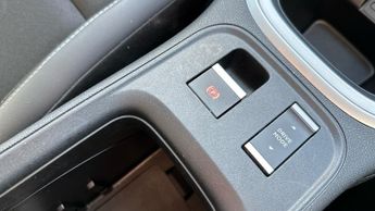 Jeep Avenger 54kWh Summit SUV 5dr Electric Auto (156 ps)