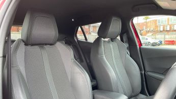 Peugeot 2008 50kWh GT SUV 5dr Electric Auto (7kW Charger) (136 ps)