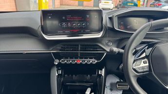 Peugeot 2008 1.2 PureTech Allure Premium + SUV 5dr Petrol EAT Euro 6 (s/s) (1