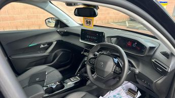 Peugeot 2008 1.2 PureTech Allure Premium + SUV 5dr Petrol EAT Euro 6 (s/s) (1