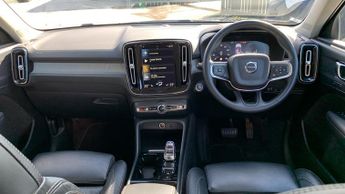 Volvo Xc40 1.5h T5 Recharge 10.7kWh Ultimate Bright SUV 5dr Petrol Plug-in 