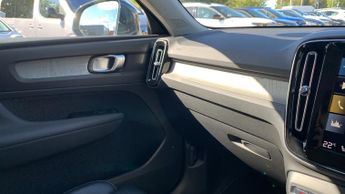 Volvo Xc40 1.5h T5 Recharge 10.7kWh Ultimate Bright SUV 5dr Petrol Plug-in 