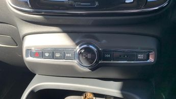 Volvo Xc40 1.5h T5 Recharge 10.7kWh Ultimate Bright SUV 5dr Petrol Plug-in