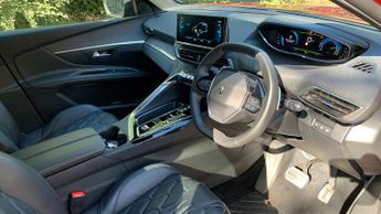 Peugeot 3008 SUV 1.6 12.4kWh Allure SUV 5dr Petrol Plug-in Hybrid e-EAT Euro 6 (s