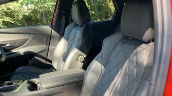 Peugeot 3008 SUV 1.6 12.4kWh Allure SUV 5dr Petrol Plug-in Hybrid e-EAT Euro 6 (s