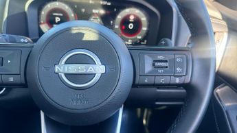 Nissan Qashqai 1.3 DIG-T MHEV N-Connecta SUV 5dr Petrol Hybrid XTRON Euro 6 (s/