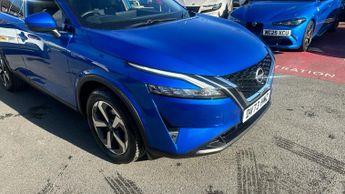 Nissan Qashqai 1.3 DIG-T MHEV N-Connecta SUV 5dr Petrol Hybrid XTRON Euro 6 (s/