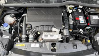 Peugeot 2008 1.2 PureTech GT SUV 5dr Petrol EAT Euro 6 (s/s) (130 ps)