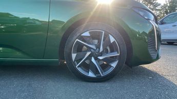 Peugeot 308 1.2 PureTech Allure Premium Hatchback 5dr Petrol EAT Euro 6 (s/s