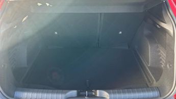 Fiat 600 1.2 MHEV SUV 5dr Petrol Hybrid e-DCT Euro 6 (s/s) (136 ps)