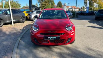 Fiat 600 1.2 MHEV SUV 5dr Petrol Hybrid e-DCT Euro 6 (s/s) (136 ps)