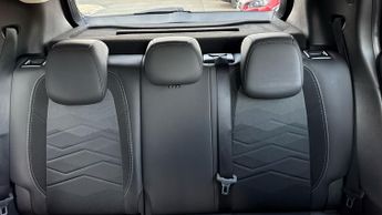 Jeep Avenger 54kWh Summit SUV 5dr Electric Auto (156 ps)