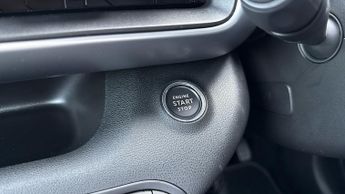 Jeep Avenger 54kWh Summit SUV 5dr Electric Auto (156 ps)