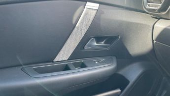Citroen C4 1.5 BlueHDi Shine Hatchback 5dr Diesel EAT8 Euro 6 (s/s) (130 ps