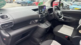 Citroen Berlingo 52kWh PLUS XL MPV 5dr Electric Auto (7.4kW Charger) (136 ps)