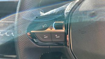 Peugeot 2008 50kWh GT SUV 5dr Electric Auto (7kW Charger) (136 ps)