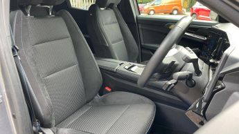 Renault Austral 1.2 E-TECH techno esprit Alpine SUV 5dr Petrol Hybrid Auto Euro 