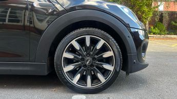 Mini Convertible 1.5 Cooper Exclusive Convertible 2dr Petrol Steptronic Euro 6 (s