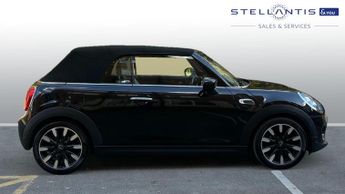 Mini Convertible 1.5 Cooper Exclusive Convertible 2dr Petrol Steptronic Euro 6 (s