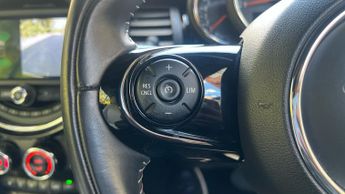 Mini Convertible 1.5 Cooper Exclusive Convertible 2dr Petrol Steptronic Euro 6 (s