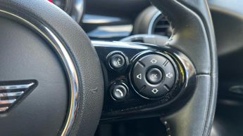 Mini Convertible 1.5 Cooper Exclusive Convertible 2dr Petrol Steptronic Euro 6 (s