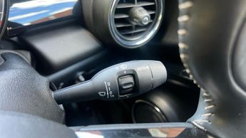 Mini Convertible 1.5 Cooper Exclusive Convertible 2dr Petrol Steptronic Euro 6 (s