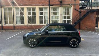 Mini Convertible 1.5 Cooper Exclusive Convertible 2dr Petrol Steptronic Euro 6 (s