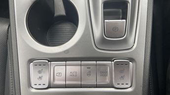 Hyundai Kona 64kWh Ultimate SUV 5dr Electric Auto (10.5kW Charger) (204 ps)