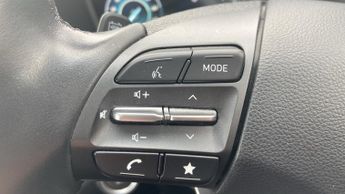 Hyundai Kona 64kWh Ultimate SUV 5dr Electric Auto (10.5kW Charger) (204 ps)