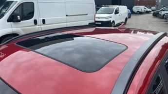 Hyundai Kona 64kWh Ultimate SUV 5dr Electric Auto (10.5kW Charger) (204 ps)