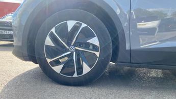 Volkswagen Id.4 Pro 77kWh Match SUV 5dr Electric Auto (286 ps)