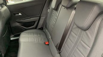 Vauxhall Mokka Electric 50kWh Ultimate SUV 5dr Electric Auto (136 ps)