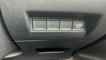Peugeot 2008 50kWh GT SUV 5dr Electric Auto (7kW Charger) (136 ps)