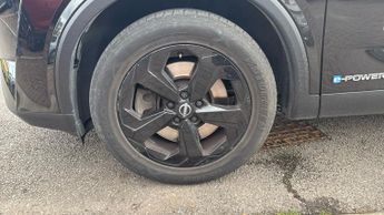 Nissan Qashqai 1.5 h e-POWER Kuro Edition SUV 5dr Petrol Hybrid Auto Euro 6 (s/