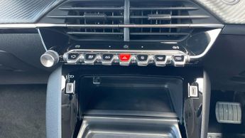 Peugeot 208 1.2 PureTech MHEV Allure Hatchback 5dr Petrol Hybrid e-DSC Euro 