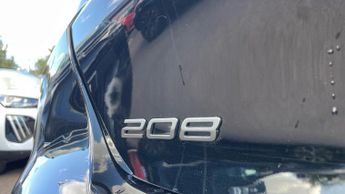 Peugeot 208 1.2 PureTech MHEV Allure Hatchback 5dr Petrol Hybrid e-DSC Euro 
