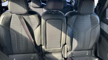 Peugeot 5008 73kWh GT SUV 5dr Electric Auto (210 ps)