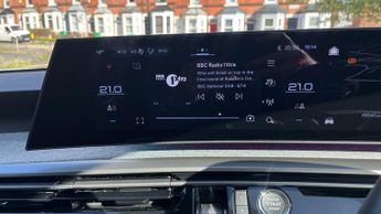 Peugeot 5008 1.2 MHEV Allure SUV 5dr Petrol Hybrid e-DSC Euro 6 (s/s) (136 ps