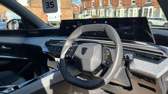 Peugeot 5008 1.2 MHEV Allure SUV 5dr Petrol Hybrid e-DSC Euro 6 (s/s) (136 ps