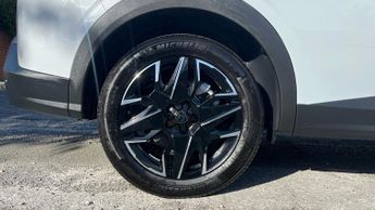 Peugeot 5008 1.2 MHEV Allure SUV 5dr Petrol Hybrid e-DSC Euro 6 (s/s) (136 ps