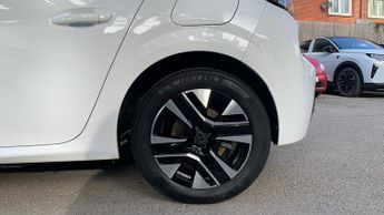 Peugeot 208 50kWh E-Style Hatchback 5dr Electric Auto (7.4kW Charger) (136 p